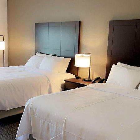 Comfort Inn & Suites Verona At Turning Stone Resort Casino Extérieur photo