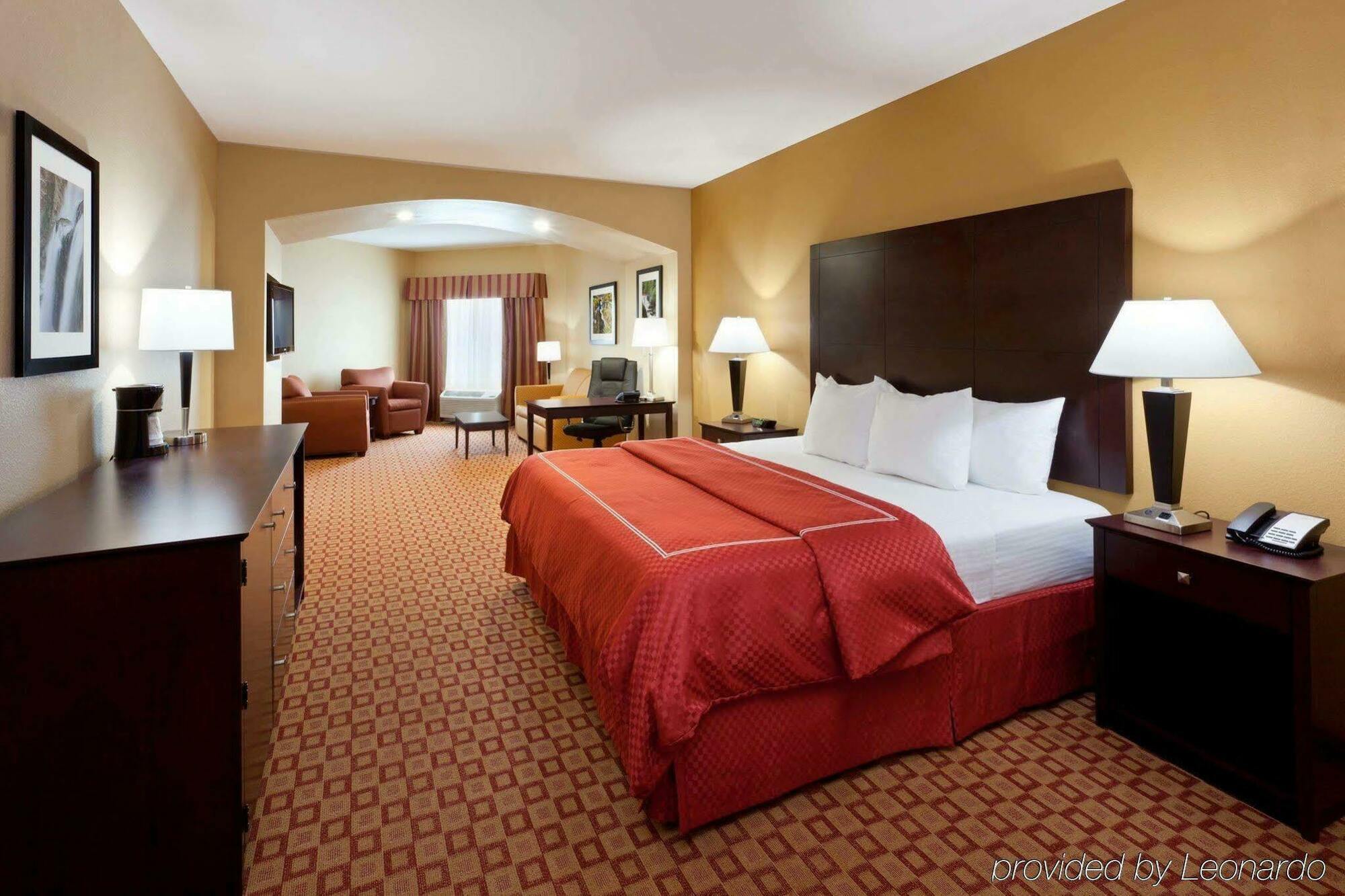 Comfort Inn & Suites Verona At Turning Stone Resort Casino Extérieur photo